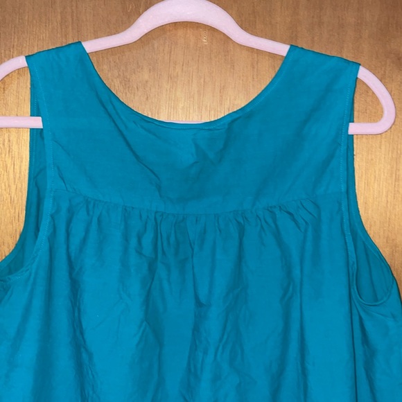 •ISABEL MATERNITY•KELLY GREEN EMBROIDERED FLORAL V NECK TANK TOP SIZE LARGE - Picture 9 of 9